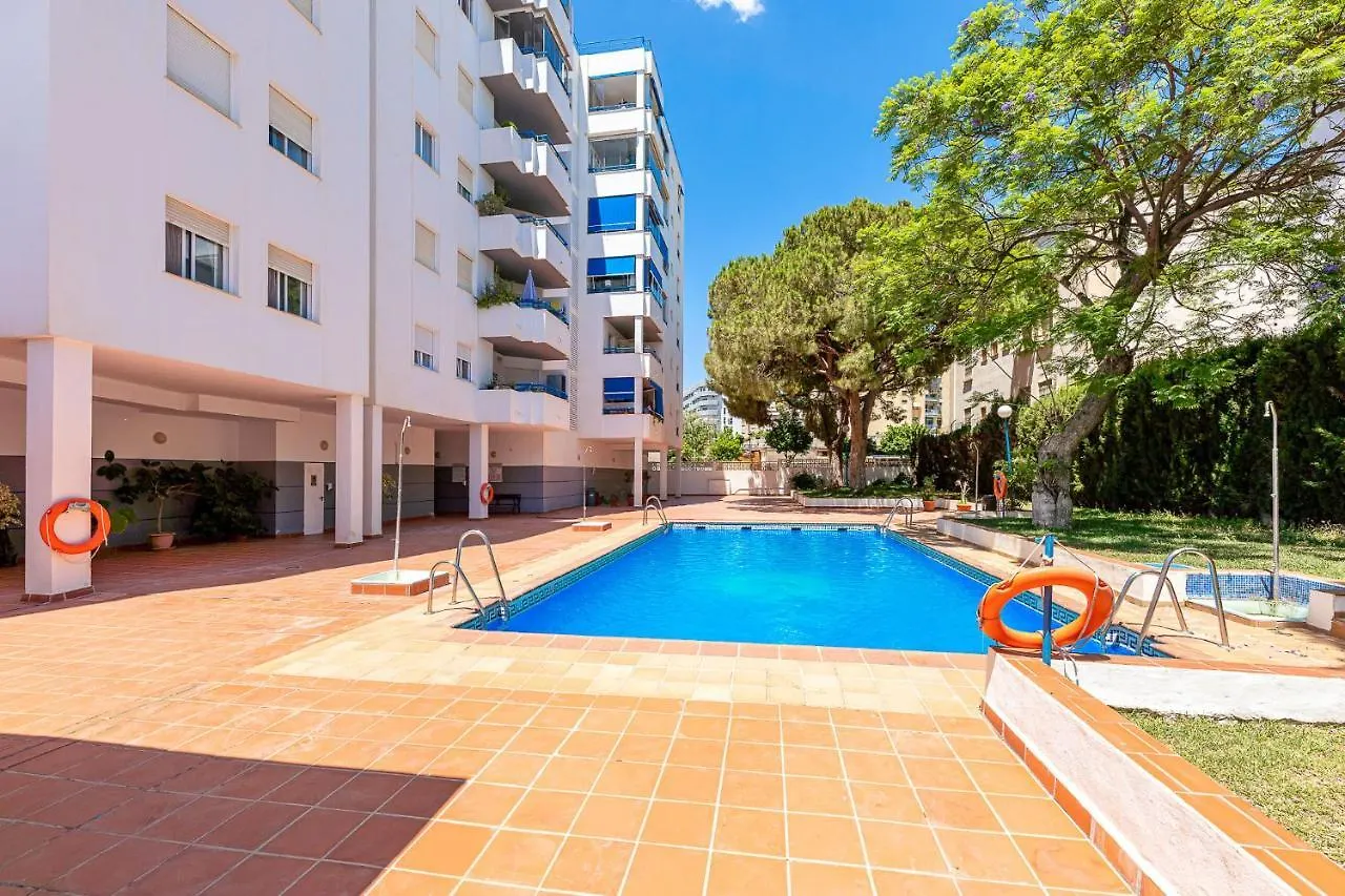 Apartment 797 Holiday Rentals- Apartamento En Torremolinos Para 7 Con Vistas Al Mar