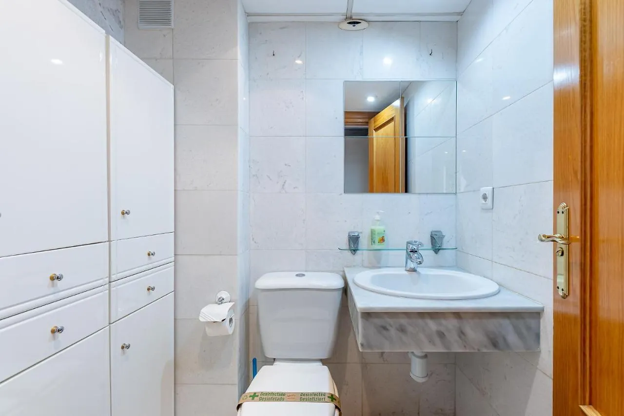 797 Holiday Rentals- Apartamento En Torremolinos Para 7 Con Vistas Al Mar Apartment